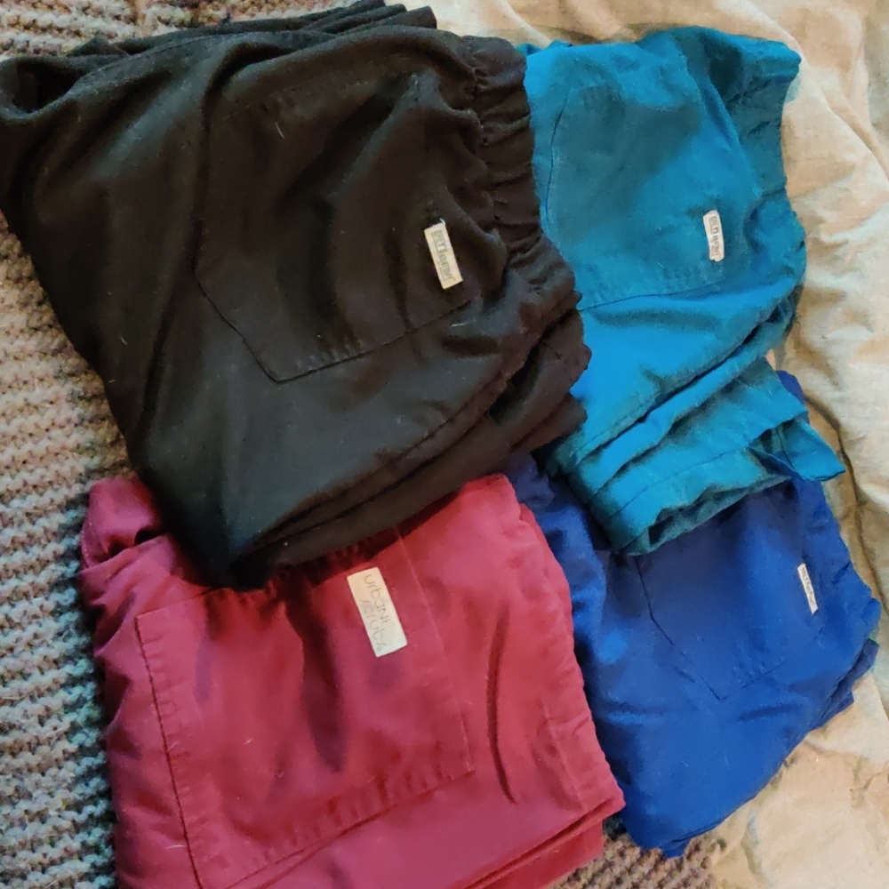 4 scrub pants